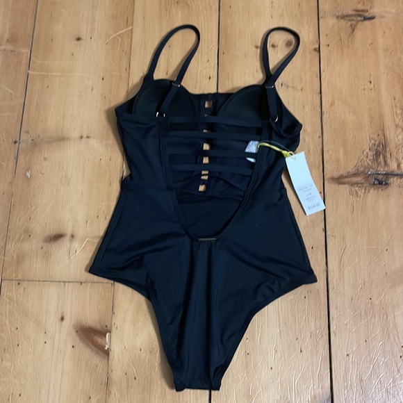 BCBGeneration swimsuit - Picture 6 of 10